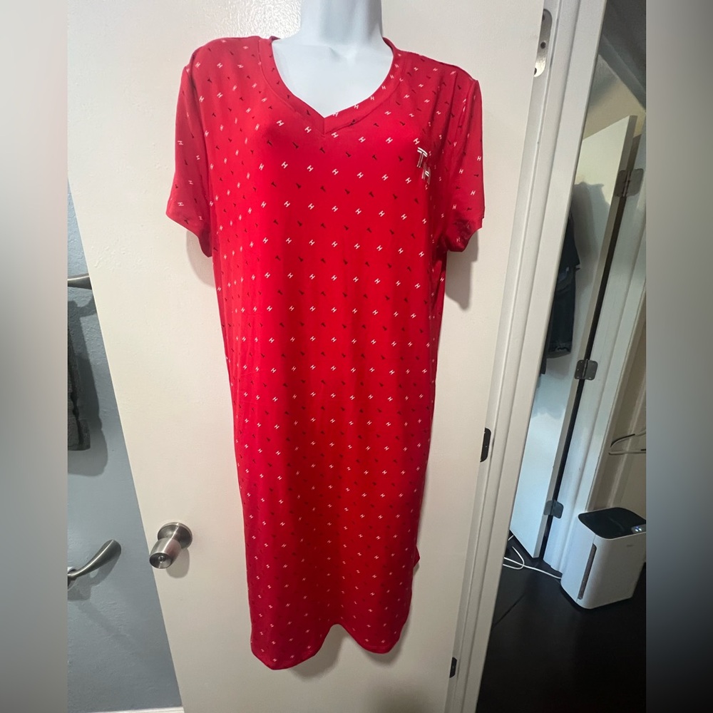 Tommy Hilfiger nightgown
